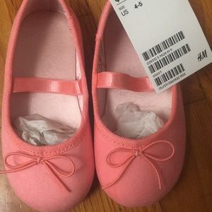 Toddler girl pink flats size 4-5